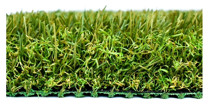 Primer plano de las fibras de una muestra de césped artificial